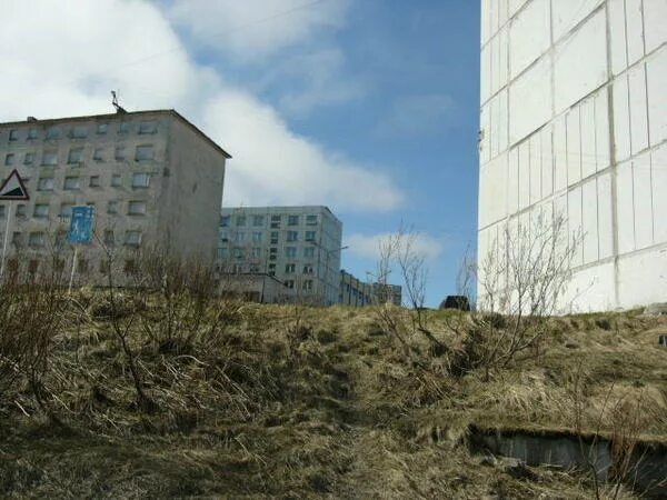 Полярный мурманская область красный горн. Полярный улица красный горн. Красный горн дом 1. Центр дополнительного полярный мурманская область. Г.