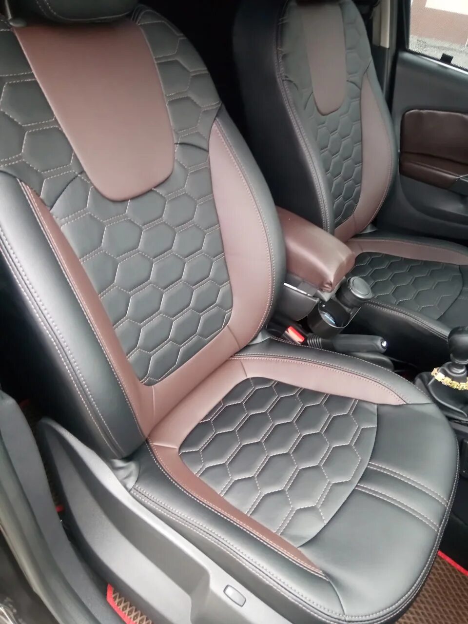 Автопилот рыжие чехлы. Авточехлы suzuki grand vitara. Вологда автомобильные чехлы. Авточехлы на сиденья. Вологда автомобильные чехлы.