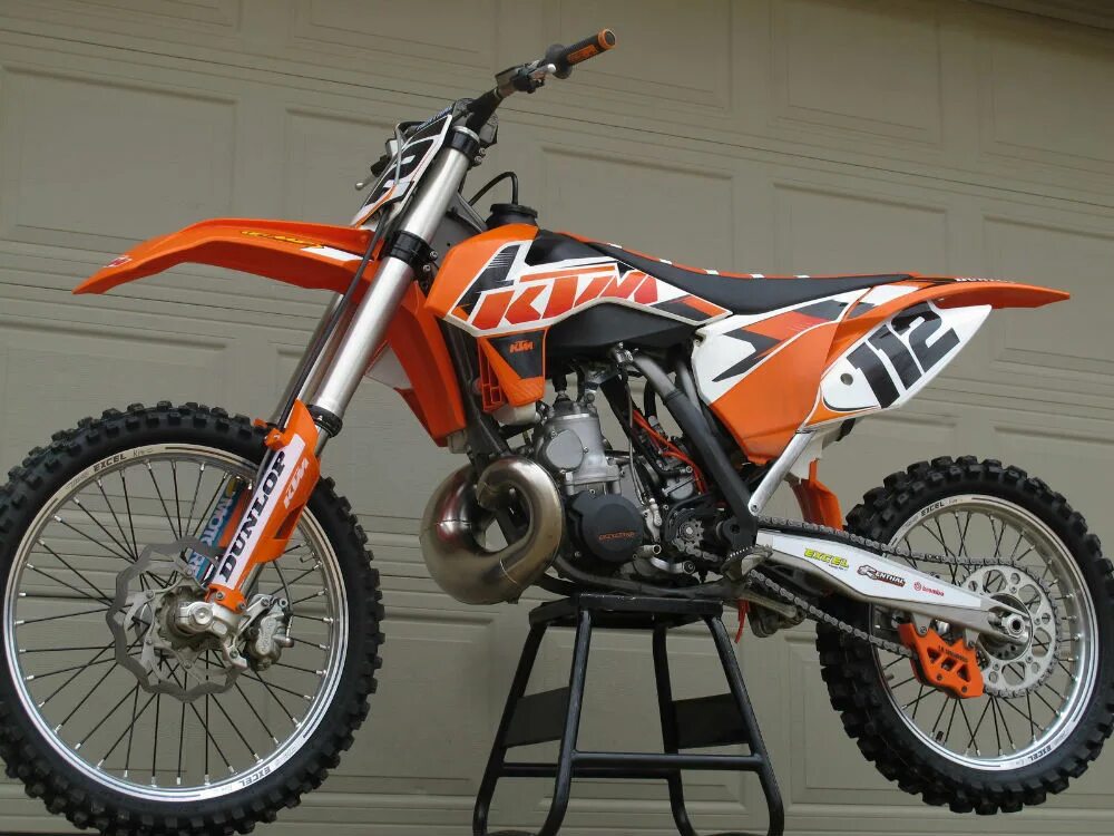 Avantis lx 300. Metal mulisha ktm. Копия ктм. Minff мотоцикл. Мотоцикл geon кроссовый оранжевый.