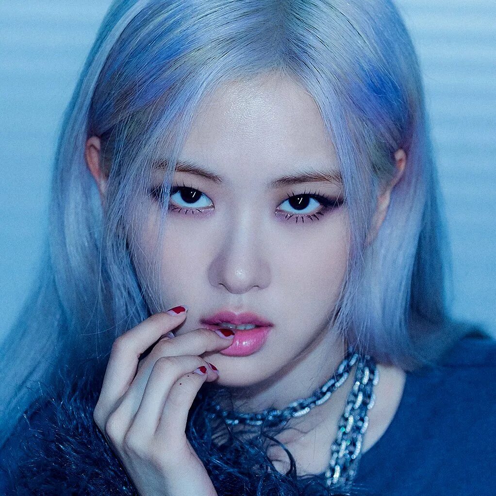 Let s go to rose. Rose блэкпинк. розэ blackpink. розе блэк пинк 2025. розэ из blackpink.
