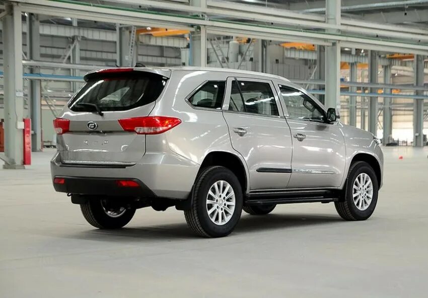 Great wall hover m4. Foday landfort. Чанган cs75. Китайский паркетник чанган. Китайский полноприводный автомат.