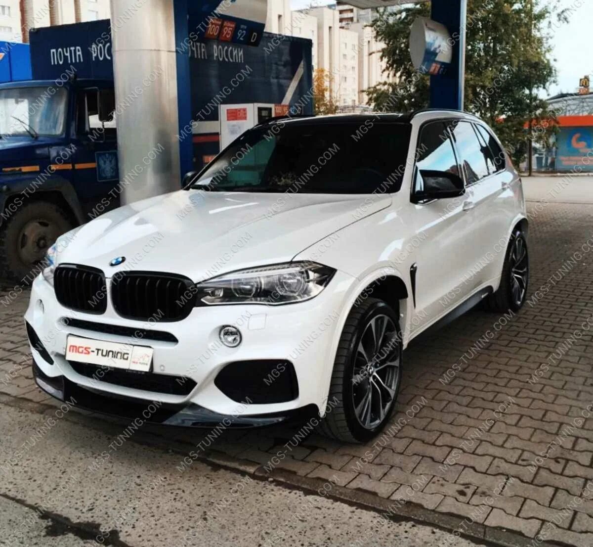 F15 новый. X5 f15 m performance черный. bmw x5 f15 m performance обвес. обвес на бмв х5 f15 m performance.