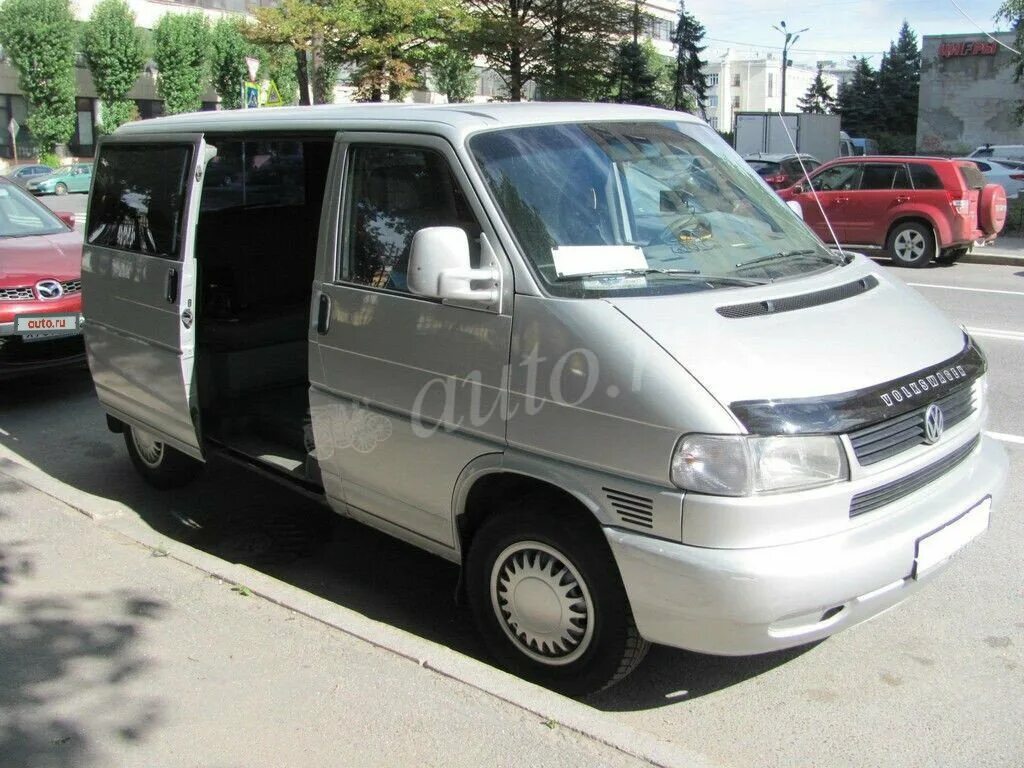Т4 мультивен 1994. Т5 2006. 5d. Мерседес спринтер 8+1. 5 мт.