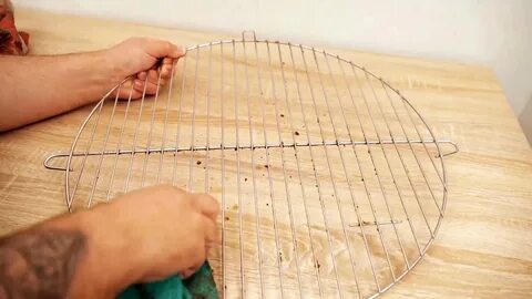 Как легко очистить пригоревшую решетку гриля своими руками