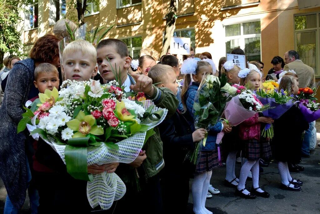 Школа 2121 Москва. Школа 2121 Люблино. ГБОУ школа № 2121, школьный корпус 2. Школа № 2121 имени Маршала советского Союза с.к. Куркоткина. 2121 школа корпуса