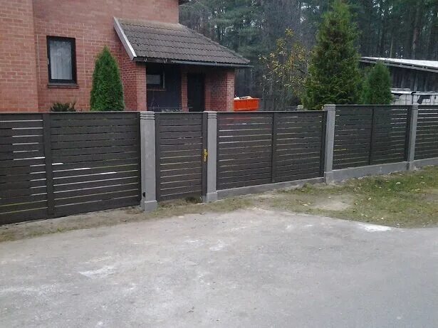 Заборы ногинск. Забор из дерева. Заборы ногинск. Заборы под ключ подмосковье. Профнастил крашеной стороной во внутрь.