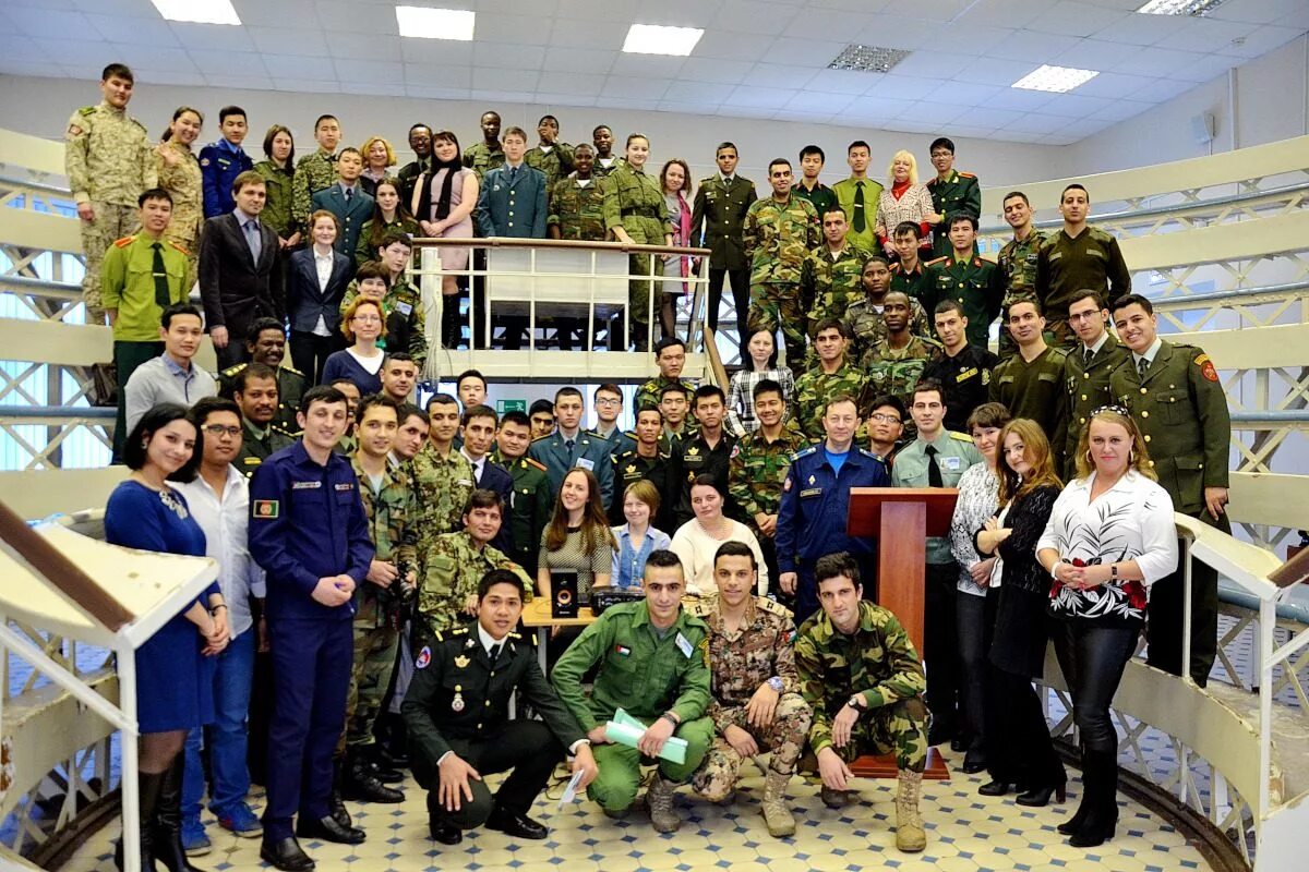 питер академия художеств штиглица. санкт-петербургская академия художеств ильи репина. академия имени репина факультеты. преподаватели академии художеств репина. академия художеств репина в санкт-петербурге.