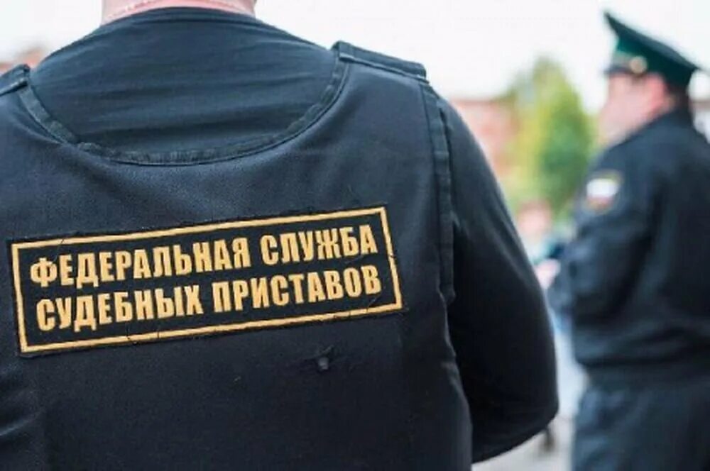 Пристав в коме. Судебные приставы. Федеральная служба судебных приставов. Приставы и должники. Пристав в коме.