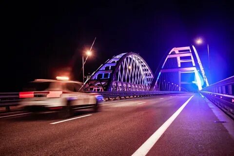 Крымский мост ночью