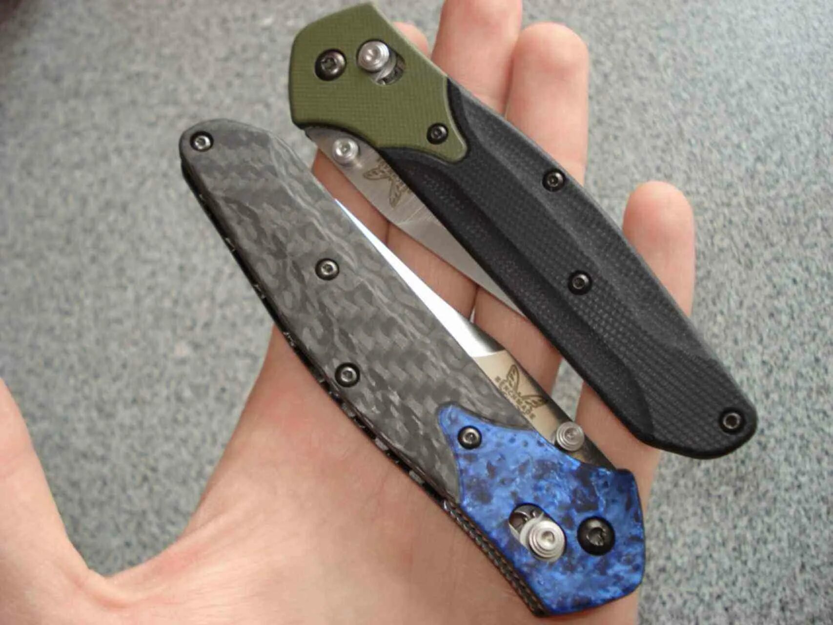 Нож с латунными накладками. Кастомные накладки на чарон. Spyderco endura. Накладки для benchmade 551. Benchmade griptilian 3d model.