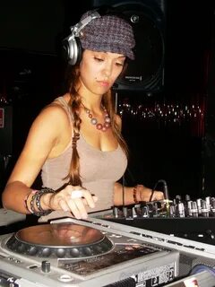 Dj val in this