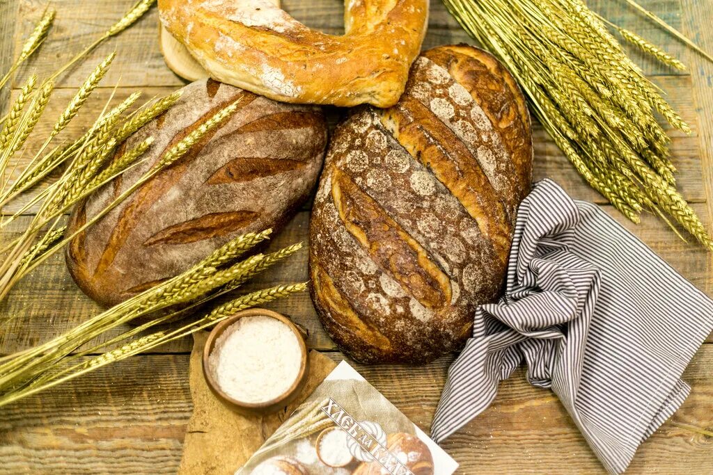 заказ хлеб да калач. заказ хлеб да калач. черный хлеб. хлеб пекарня. калач хлеб.