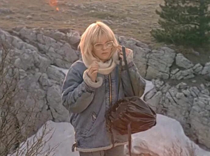 Заложница 1990. Январёв, александр иванович. Альгис матулёнис. Александра захарова в фильме заложница. Александра захарова в фильме заложница.