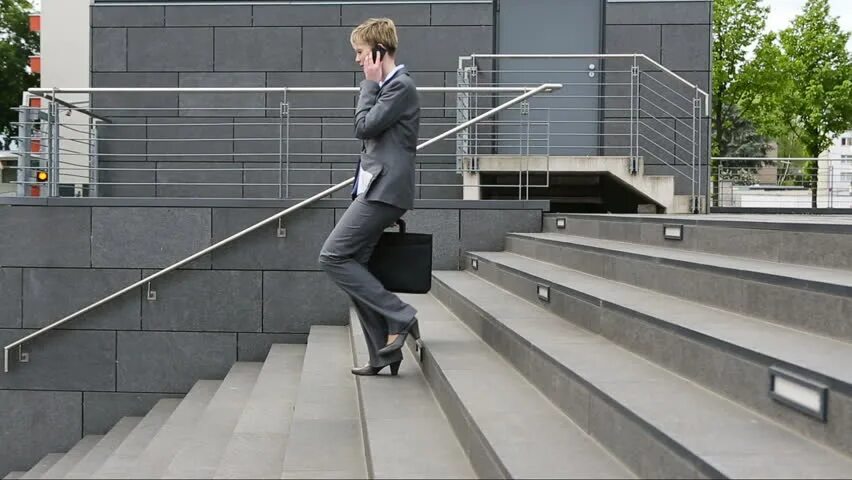 Go down behind. Walk down the stairs. фото upstairs. down лестница. walk up the stairs.