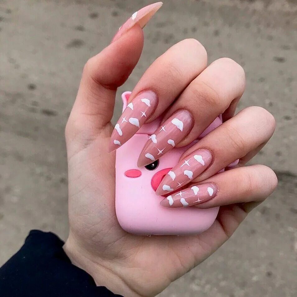 Manic pixie. Маникюр с хеллоу китти. Крутые ногти. Яркие ногти. Мэник пикси дрим гёрл.