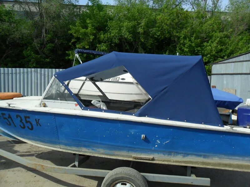 стояночный тент на лодку афалина. стояночный тент на лодку пвх. тент на катер. пошив тентов на лодку. пошив тентов на лодку.