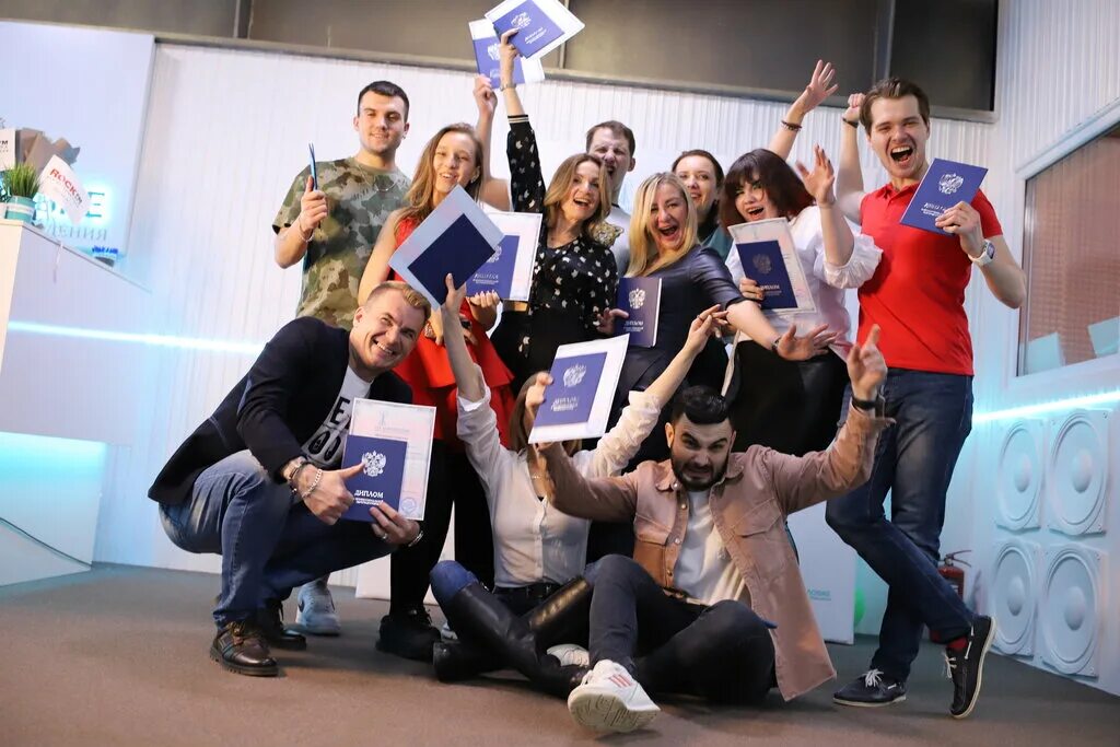 шоу школа на павелецкой. шоу школа останкино. школа телевидения на шаболовке отзывы. школа радио и телевидения на шаболовке отзывы учеников. теком компания выставка.