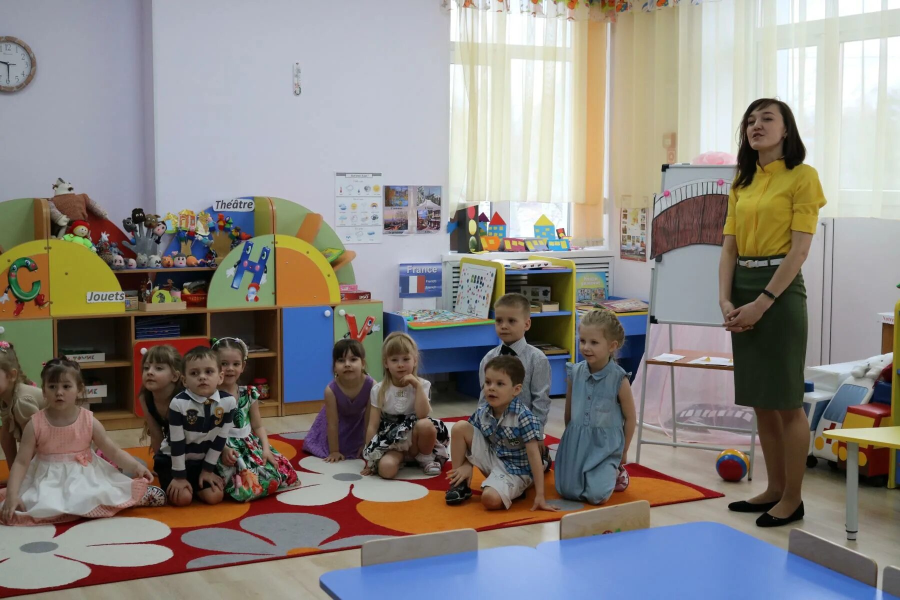 Билингвальная среда. Проект билингвальный детский сад. билингвальная среда в доу. полилингвальной среде в доу. билингвальная группа в детском саду.