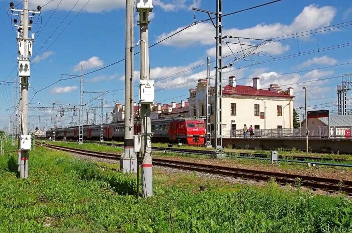 Чудово новгородская область телефоны. Станция Чудово-Московское. Чудово-Московское ЖД станция. Вокзал Чудово Новгородская область. Ж/Д вокзал Чудово Московская.