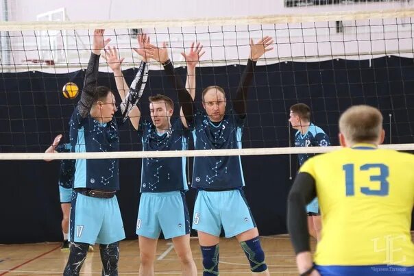 Волейбол в школе фото. Волейбол 15 лет секции. Волейбол секция для детей. Секция волейбола. Спортклуб сгу.