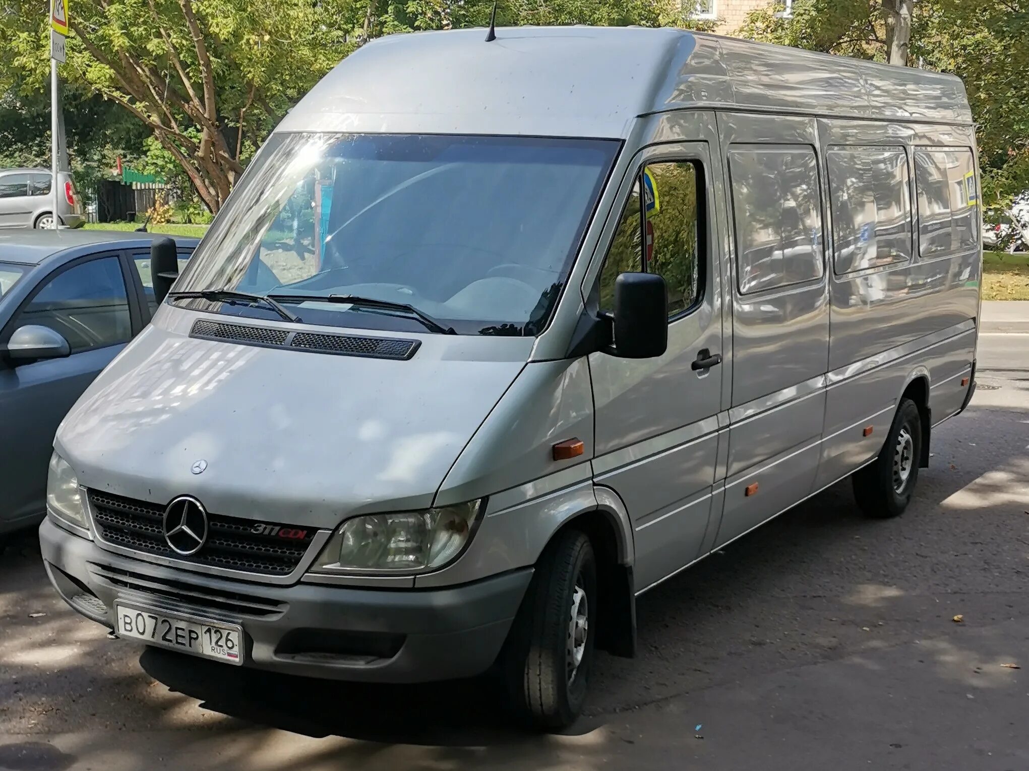 Купить спринтер в красноярске. Mercedes-Benz Sprinter 903. Mercedes Sprinter 903. Мерседес Спринтер 82 регион. Мерседес Спринтер 777.