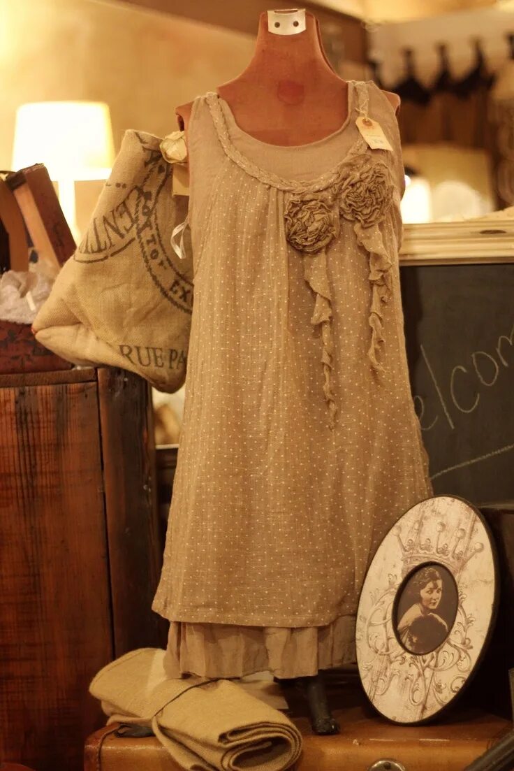 Шитье бохо. Пэчворк японский стиль боро. Стиль боро в лоскутном шитье. Платье бохо. Платье в стиле пэчворк.