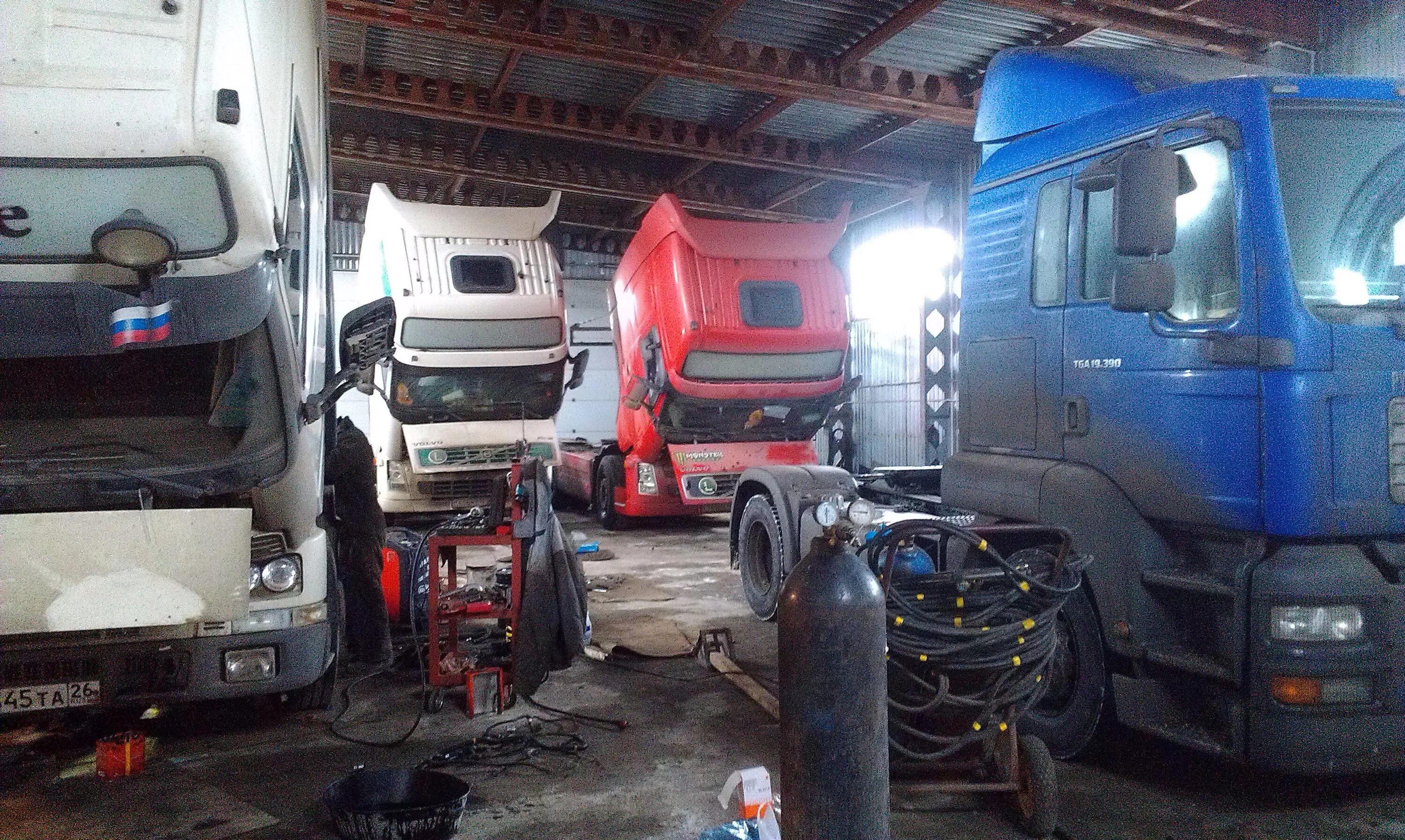 автосервис грузовиков. грузовое сто. спецтехника дилер скания. грузовой грузовой сервис вольво. Volvo трак сервис.