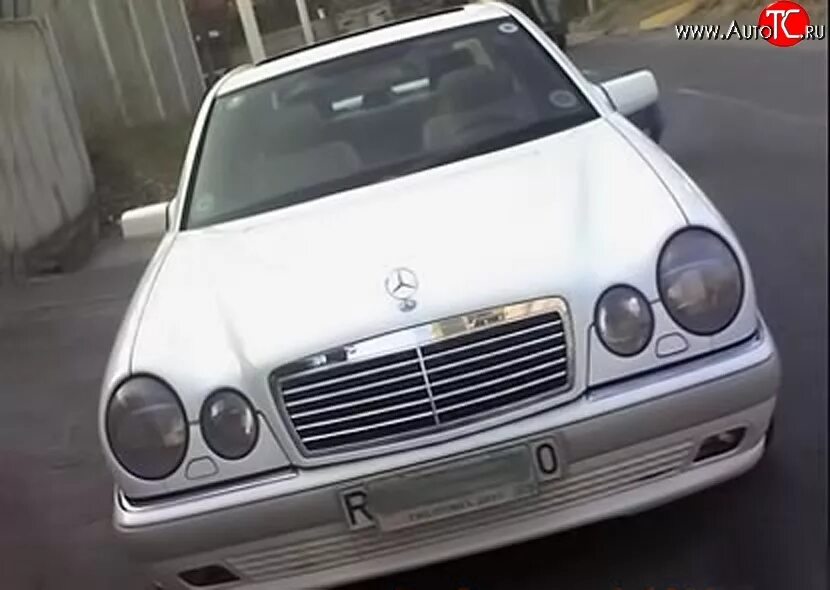 Mercedes w210 дорестайлинг. Бампер Мерседес w210 дорестайлинг. Мерседес Бенц w210 бампер передний. W210 Lorinser k36. Мерседес 210 бампера купить