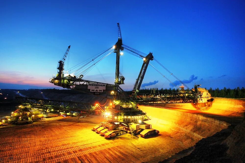 самые большие экскаваторы в мире. самый большой роторный экскаватор в мире bagger 293. роторный экскаватор bagger 293. самый большой роторный экскаватор в мире. самые большие экскаваторы в мире.