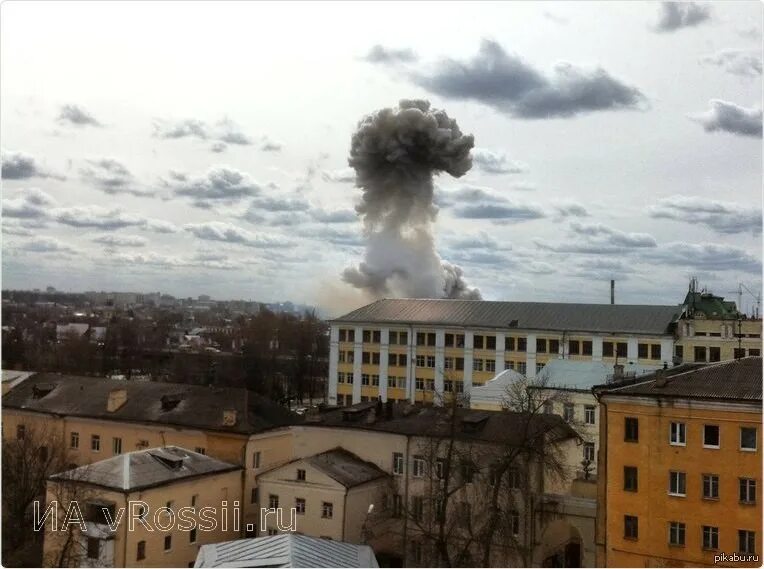 Что взорвалось в орле. В орле взорвался склад пиротехники.