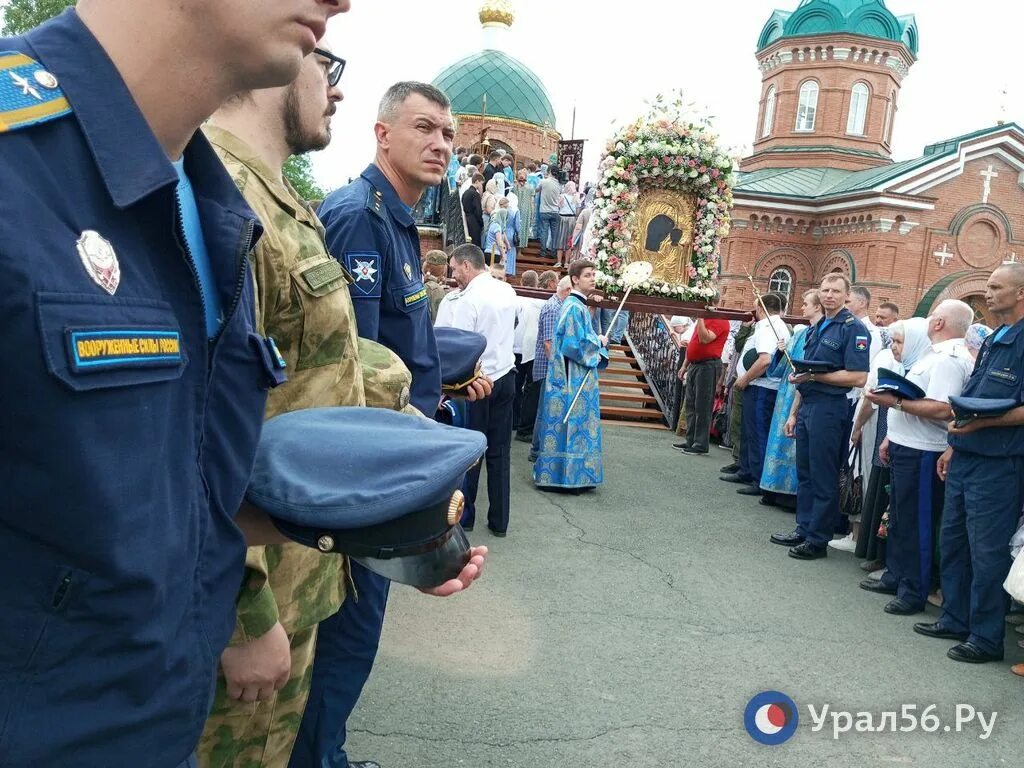 Крестный ход оренбург 2024. Крестный ход в оренбурге. Крестный ход оренбург 2024. Икона табынской божьей матери оренбург. Крестный ход усово.