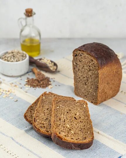 Солодовый хлеб. Хлеб 8 злаков вес. Хлеб со злаками. Хлебопекарная смесь мальт грейн. Хлебная 8.