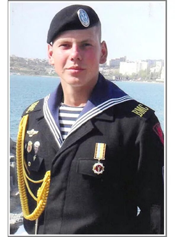 Офисная форма вмф старший матрос. Евгений вахненко старший матрос. Портрет моряка. Старший матрос. Старшина вмф рф.