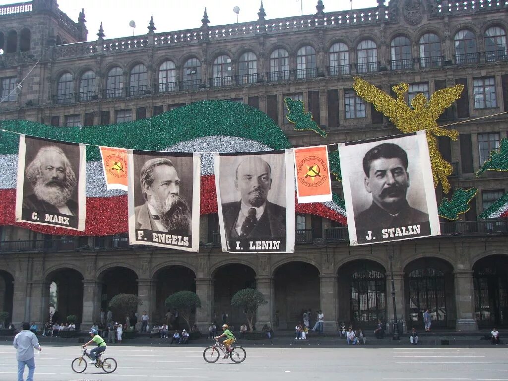 Кпсс и сша. Михаил горбачев и рональд рейган. 20 съезд коммунистической партии сша. Партия коммунистов в сша. Кпсс и сша.