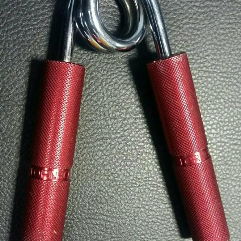 Эспандер торнео 55. Эспандер торнео 55 кг. Эспандер 55. Эспандер кистевой torneo. Эспандер кистевой torneo.