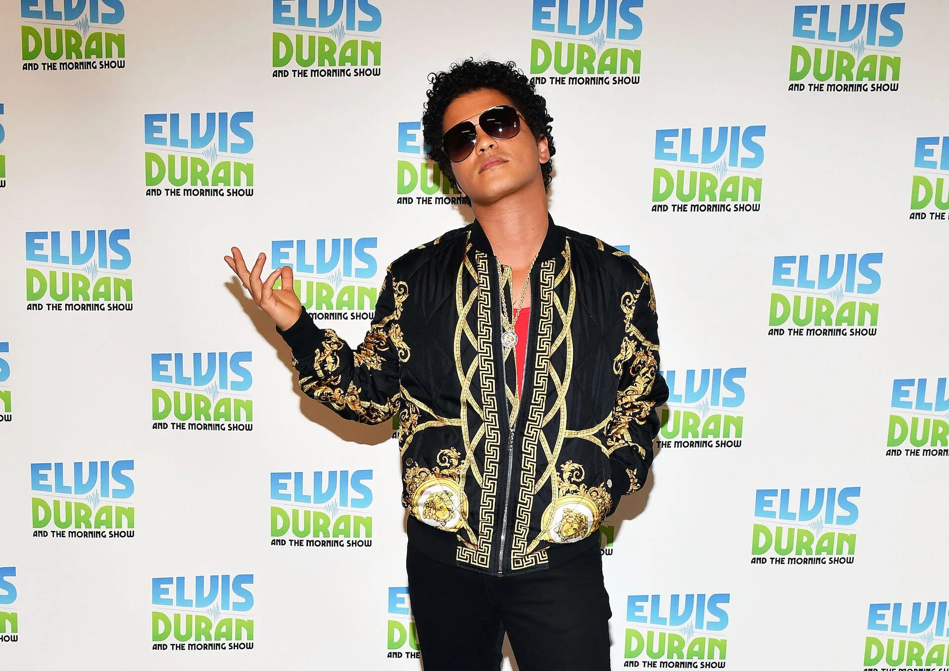 Bruno mars versace. Bruno mars adele.