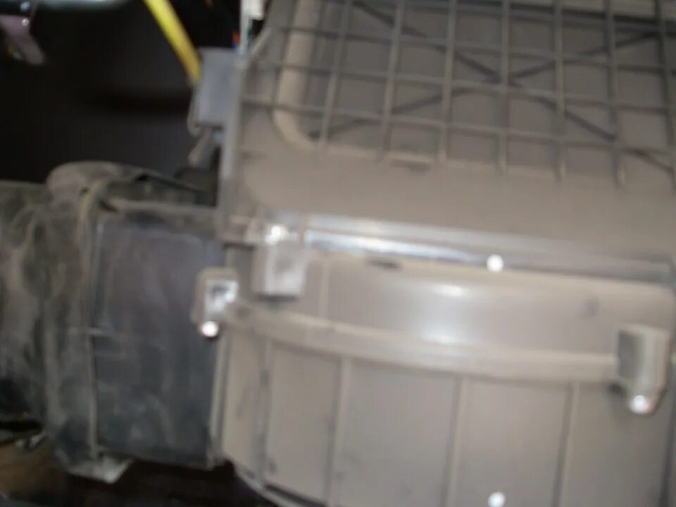 Салонный фильтр дэу матиз 1. 8. Замена салонного фильтра дэу матиз. Фильтр салона дэу матиз 0. 8 с кондиционером.