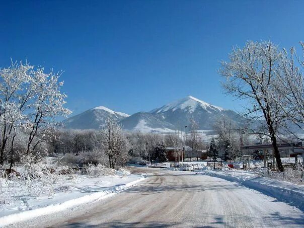 Поселок иноземцево ставропольский край. Поселок иноземцево пятигорск. Озеро каррас иноземцево домики. Поселок иноземцево пятигорск. Точная погода в иноземцево.