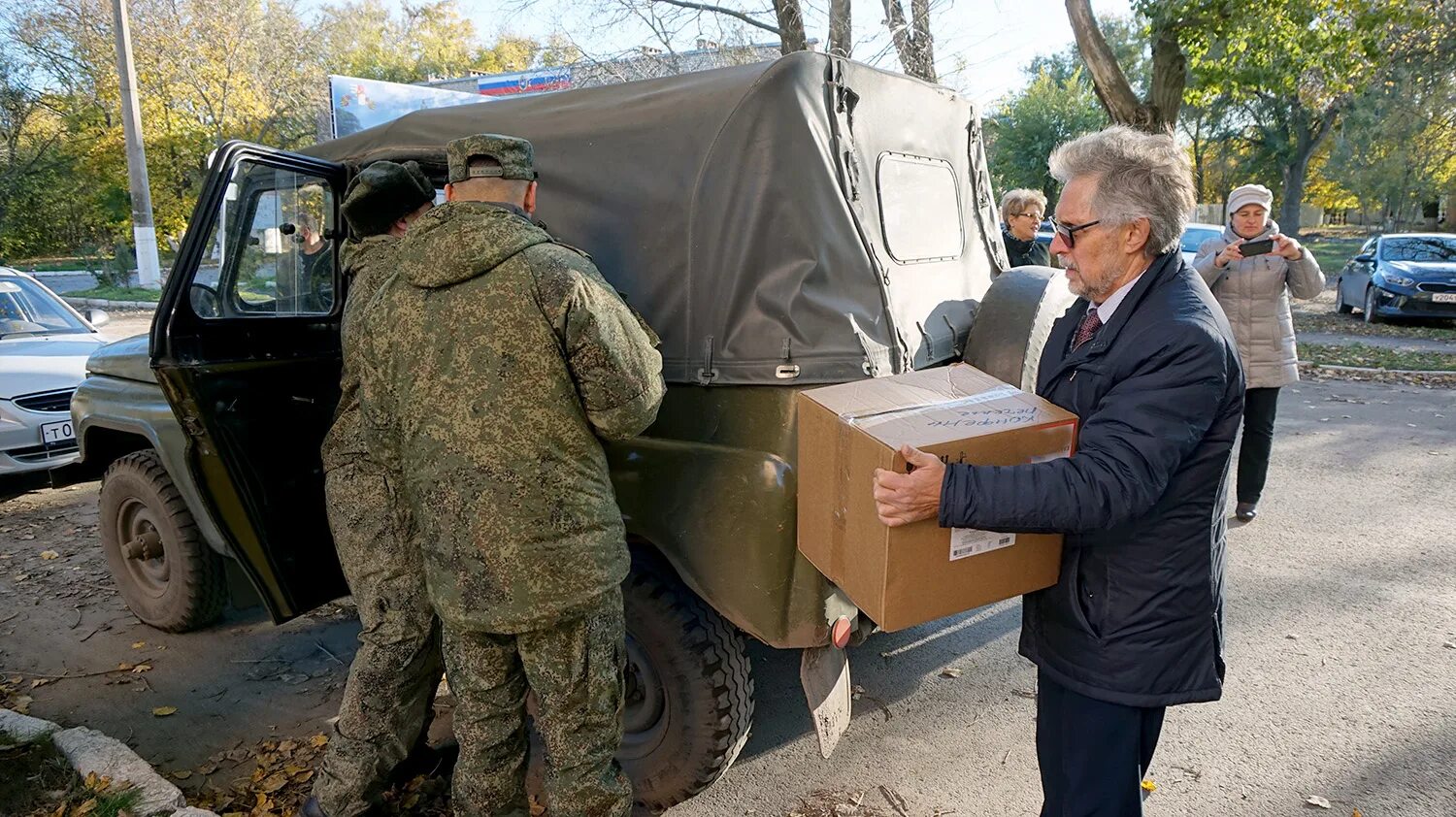 Скорая помощь таганрог. Неравнодушные таганрог. Таганрог помощь. Пополнили автопарк скорой помощи. Таганрог помощь.