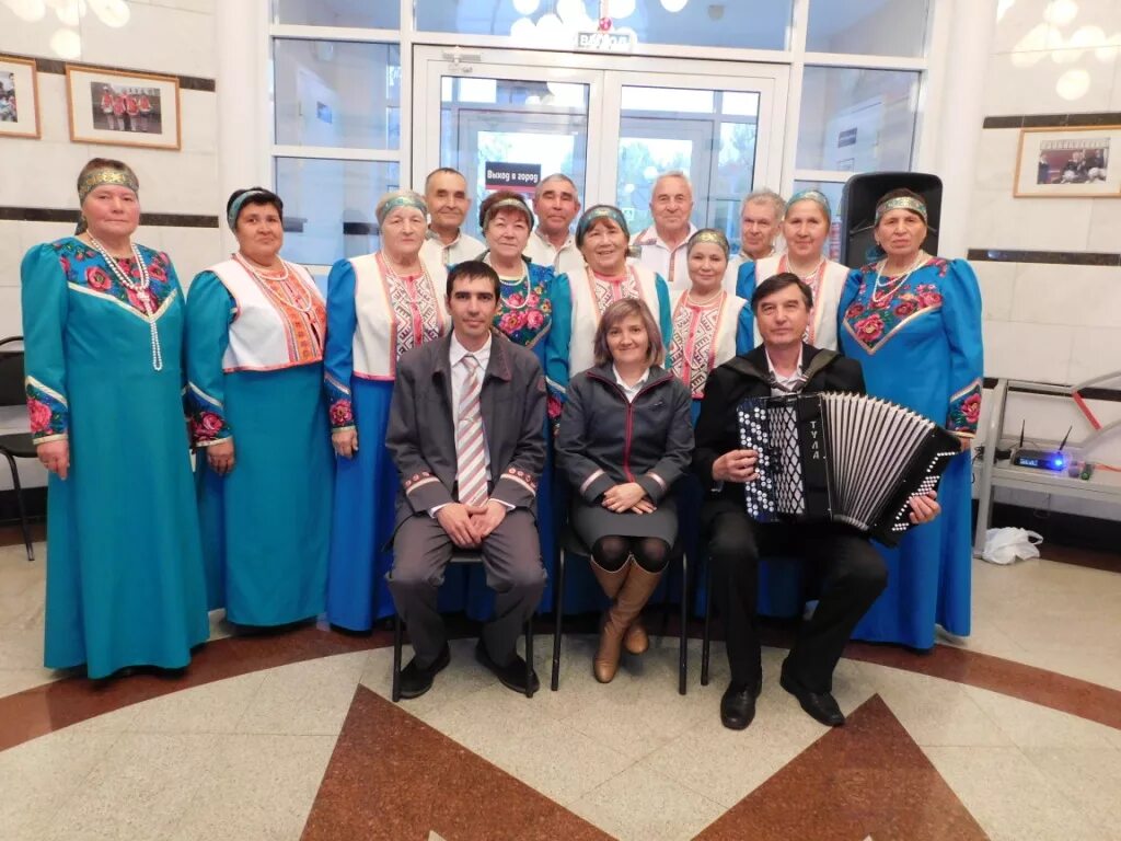 Маслова софия вурнары. Подслушано вурнары. Станция вурнары. Рдк вурнары. Дом культуры ухсая в чебоксарах.