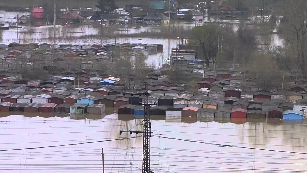 Веб камера малышев лог. Потоп в Новокузнецке 2004. Наводнение в Новокузнецке 1977. Наводнение в Новокузнецке 2004 год. Наводнение 1977 года в Новокузнецке.