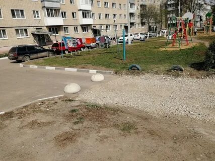 Двор сквозной проезд
