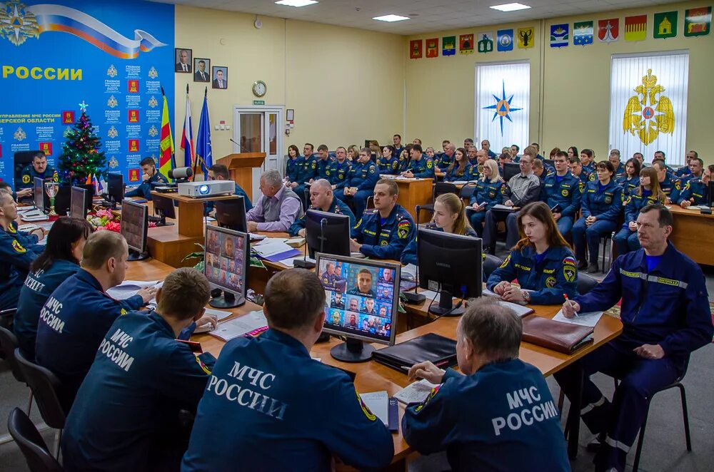 Главное управление мчс телефон. МЧС России по Тверской области. Главное управление МЧС России по Тверской области. НЦУКС МЧС России. ЦУКС МЧС России по Московской области.