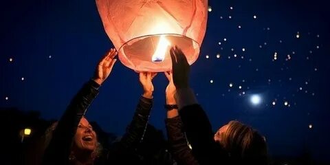 Как запустить небесный фонарик