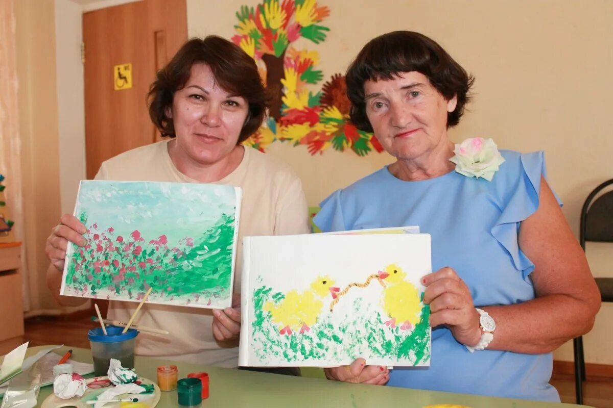 Кружок по рукоделию для пожилых. Кружки рукоделия для пенсионеров. Семь. Комплексный центр социального обслуживания населения саянск. Творческие занятия для детей.