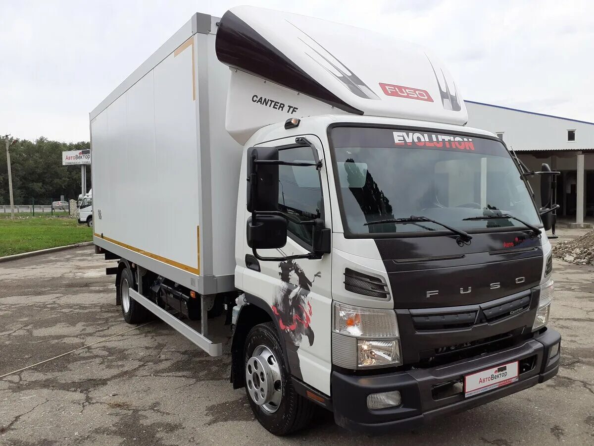 Купить грузовик митсубиси. Mitsubishi Fuso Canter 5 тонн. Митсубиси Фусо Кантер. Mitsubishi Fuso Canter TF. Мицубиси Фусо 5 тонник.