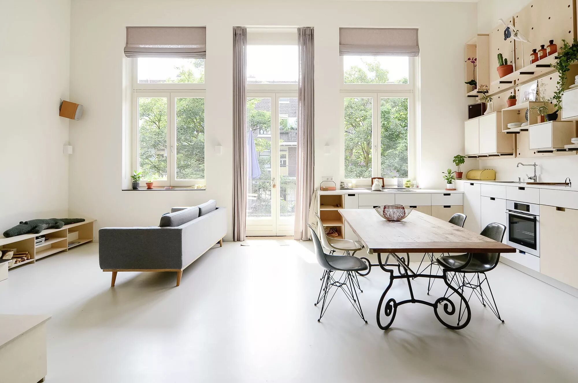 Gallery of Apartment Conversion / Standard Studio + CASA architecten - 6