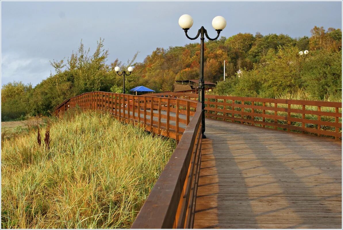 Променад в немане. Светлогорск набережная променад. Светлогорск променад. Променад фото с моря. Променад работа.