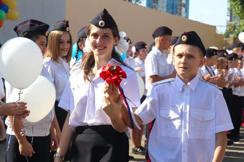 Мероприятия к 9 мая. С днем победы волгоград. 1 сентября 2024 волгоград мероприятия. Лагерь орленок волгоград. 9 мая волгоград набережная.