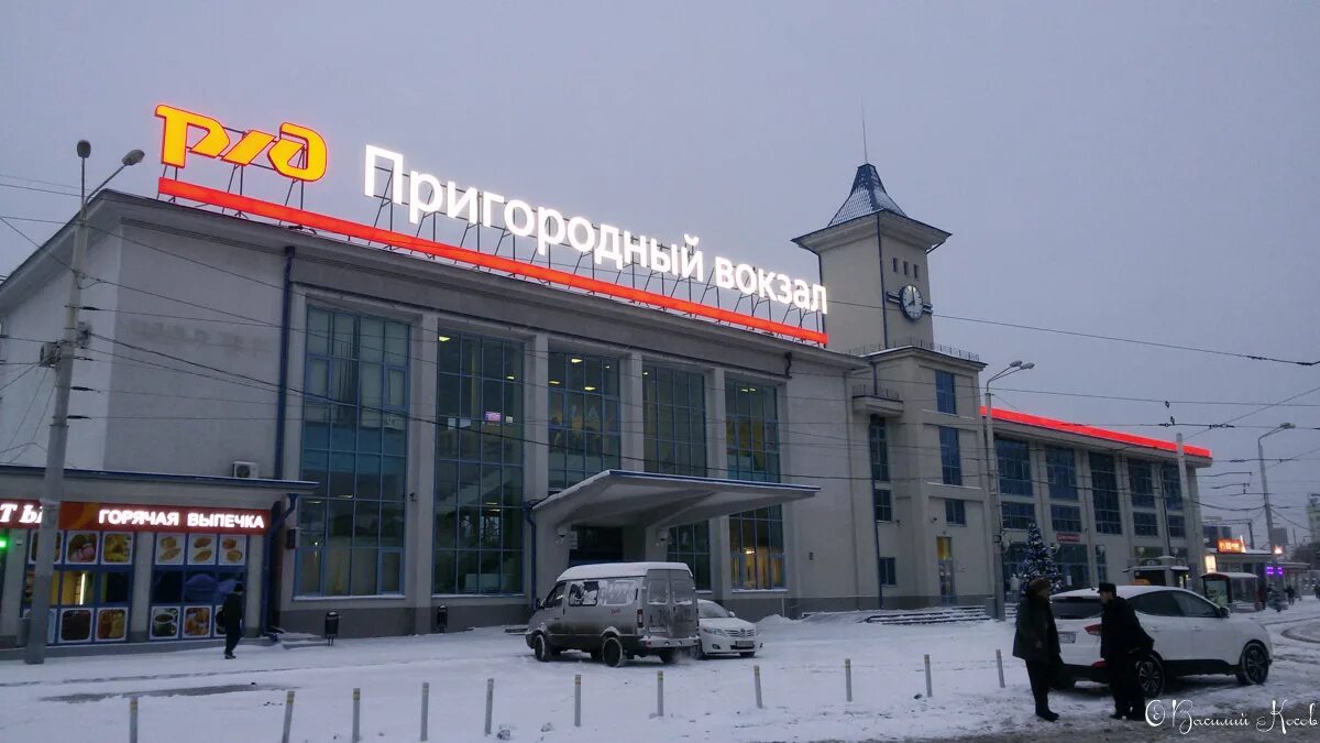 Привокзальная площадь 6 2. Привокзальная площадь 6 2. Сызрань жд вокзал. Чехов вокзальная площадь. Университетский ростов на дону.